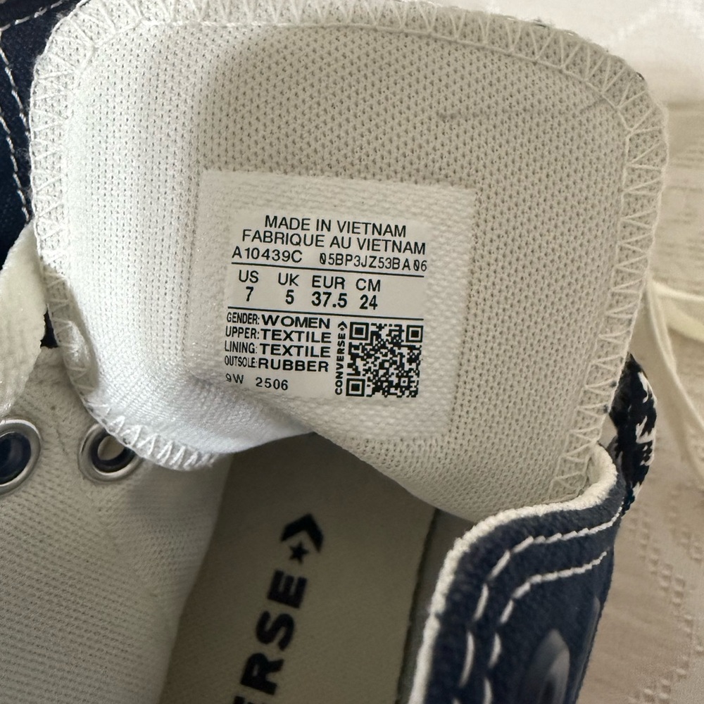 Chuck Taylor All Star Move Platform Women's High-Top Sneakers - Navy and White - Picture 12 of 16